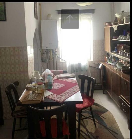 Apartament cu 4 camere decomandat, mobilat în Crihala