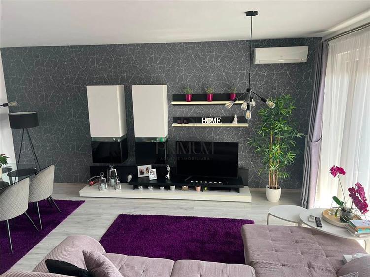 Apartament cu 3 camere decomandat în Torontalului