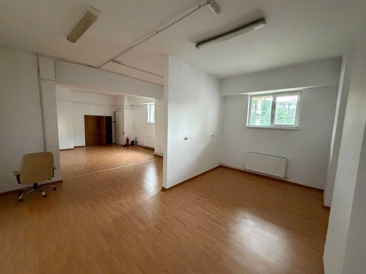 Spațiu comercial, de 90 mp, în Ștefan cel Mare