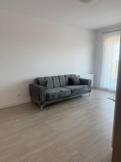 Apartament cu 2 camere decomandat, mobilat în Prelungirea Ghencea