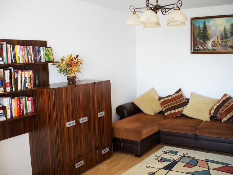Apartament cu 2 camere decomandat în Dristor