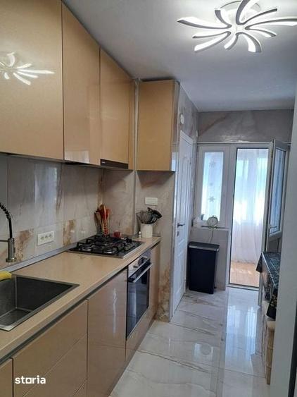 Apartament cu 4 camere decomandat în Pantelimon