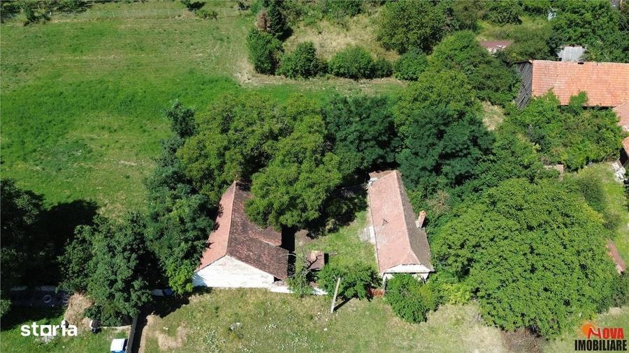 Casă cu 2 camere în Cărpiniș