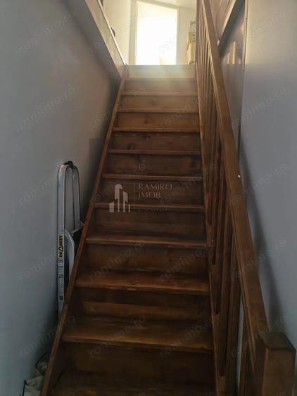 Apartament cu 3 camere decomandat în Dobroești