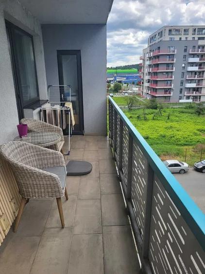 Apartament 2 camere, zona Vivo, 50 mp + balcon 8,5 mp - 8