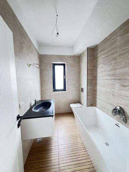 Casă individuală cu 4 camere cu Canalizare în Bragadiru