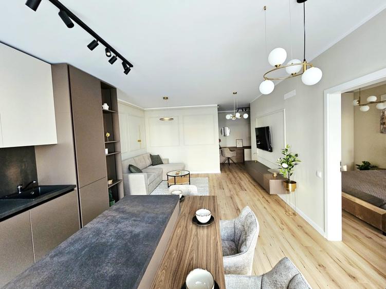 Apartament cu 2 camere semidecomandat în Florești