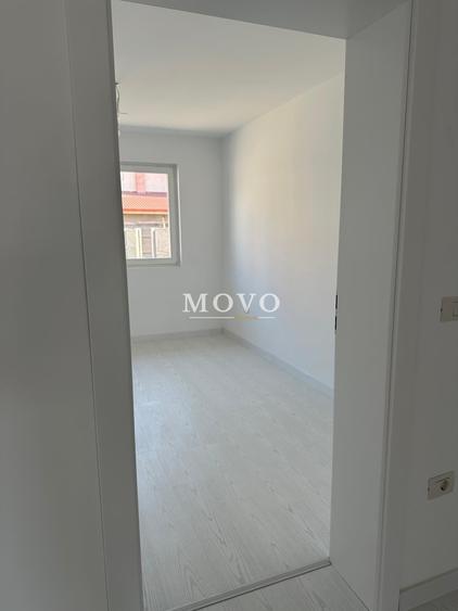 Duplex cu 4 camere cu Canalizare în Moșnița Nouă