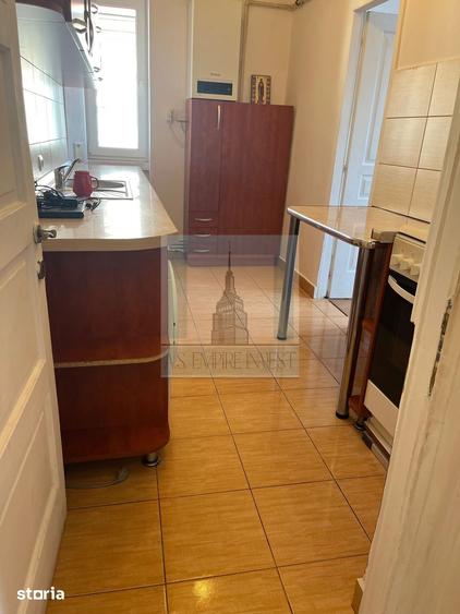Apartament cu 2 camere decomandat în Triaj