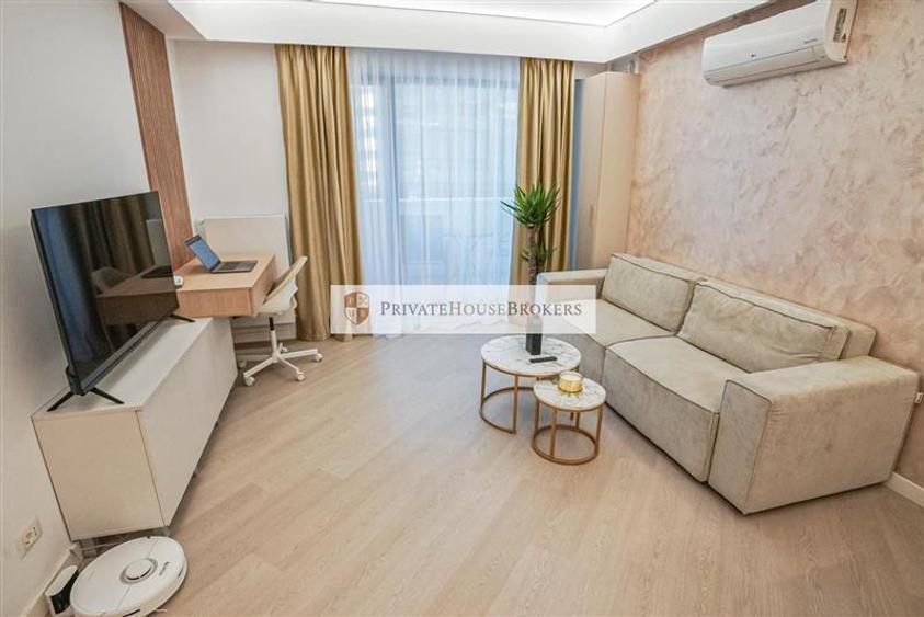 Apartament cu 2 camere semidecomandat, mobilat în Pipera