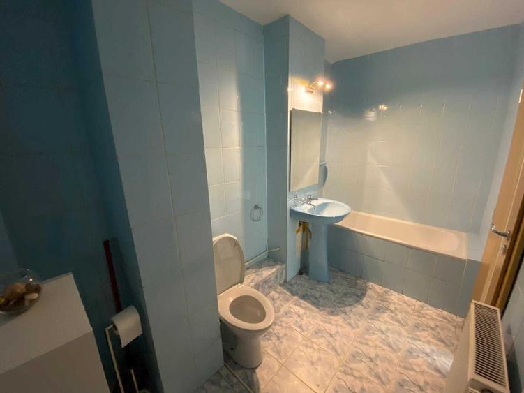 Apartament cu 2 camere decomandat în Drumul Carului
