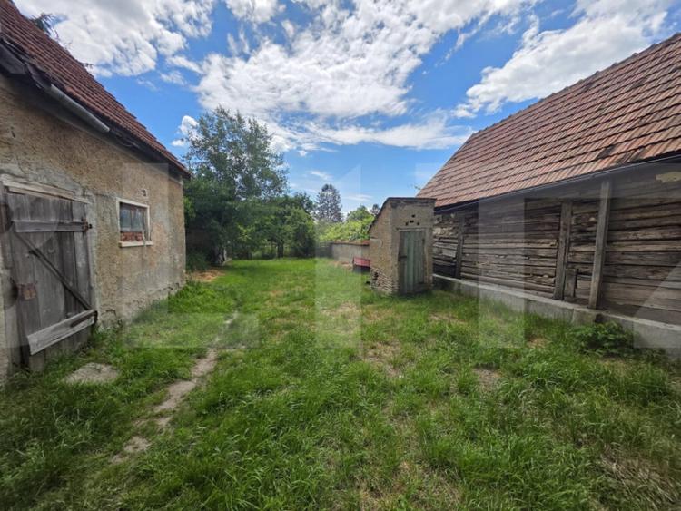 Casa de lemn, 85 mp, in centrul satului Chichis - 3
