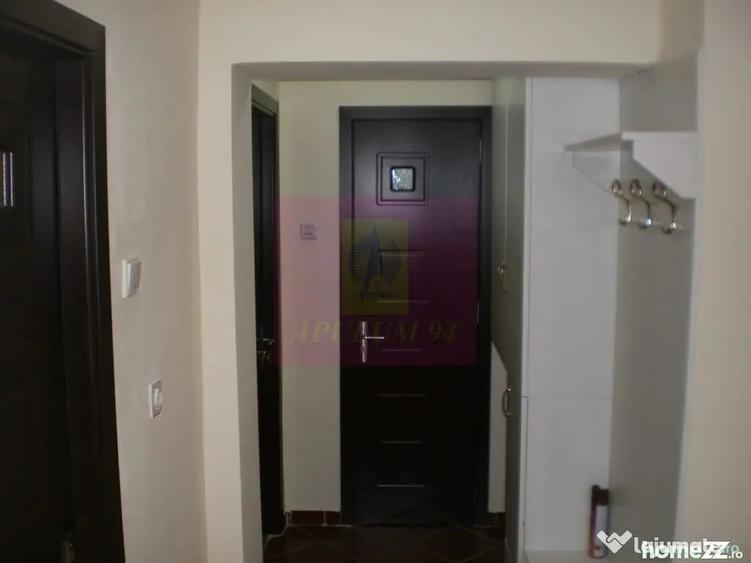 Apartament cu 3 camere decomandat în Decebal