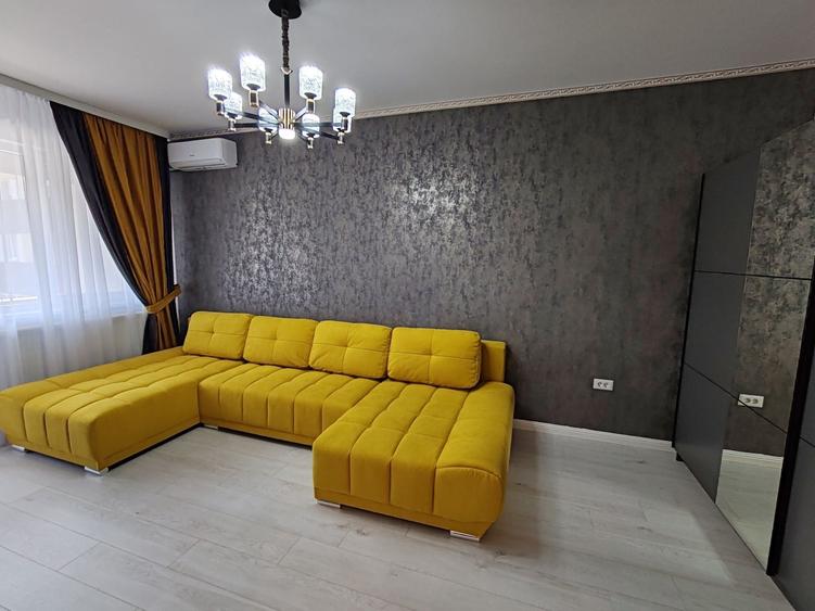 Apartament cu 2 camere decomandat în Central