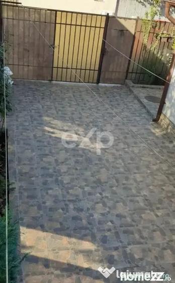 Casă cu 4 camere cu Teren 150 Mp în Coiciu