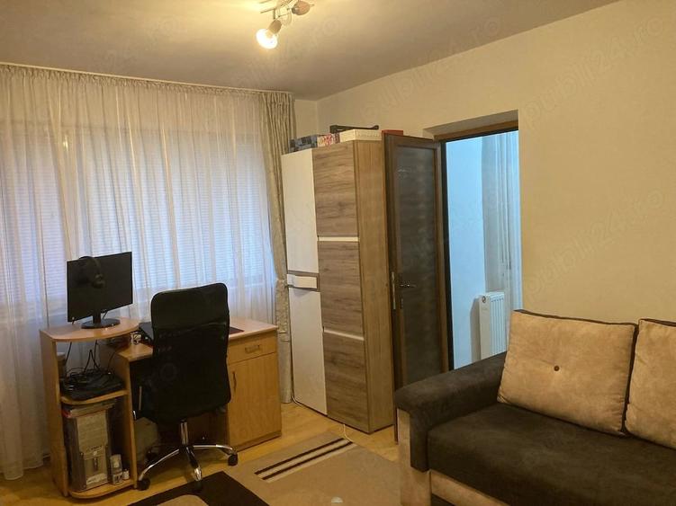 Apartament cu 2 camere semidecomandat în Fălticeni