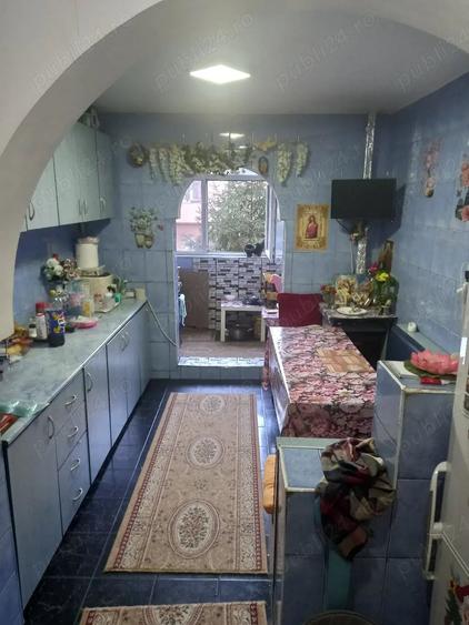 Apartament cu 3 camere decomandat în Gorjului