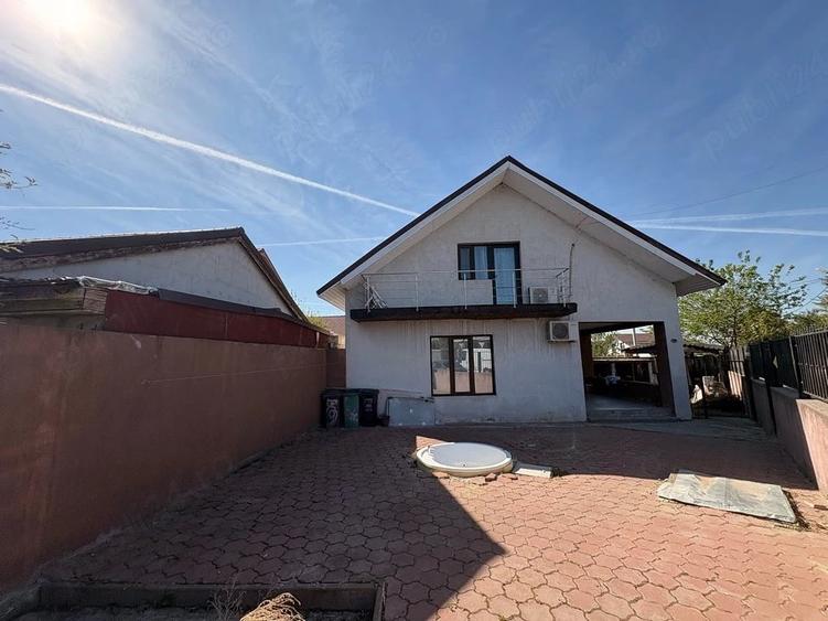 Casă cu Teren 350 Mp în Lumina