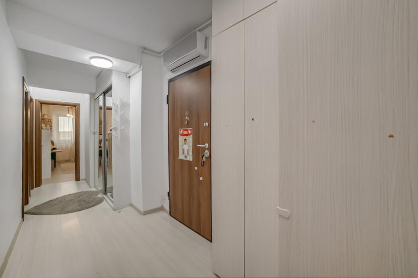 Apartament cu 4 camere decomandat, mobilat în Sisești
