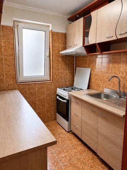 Apartament cu 2 camere decomandat în Brâncoveanu