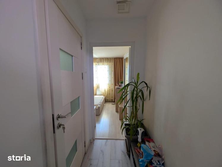 Apartament 2 camere, balcon, Salajan, etaj 10 - 5