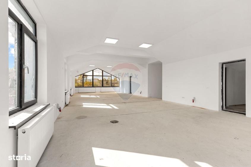 Spațiu comercial, de 410 mp, în Crevedia