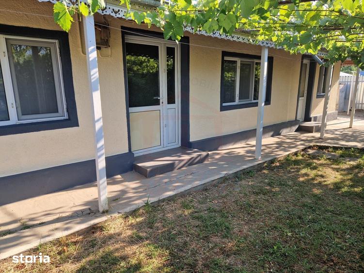 Casă cu 3 camere cu Teren 1326 Mp în Smârdan