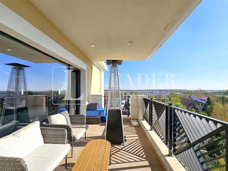 Apartament cu 4 camere decomandat, mobilat în Pipera