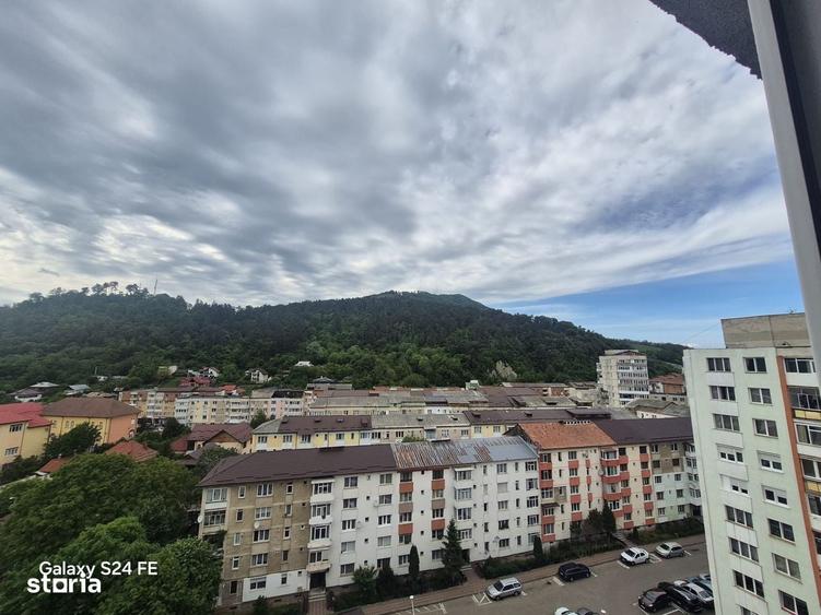 Apartament cu 3 camere în Bucium