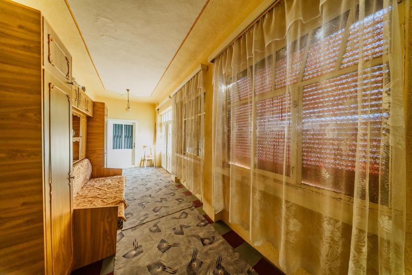 Casă individuală cu 5 camere cu Teren 2189 Mp în Șeitin