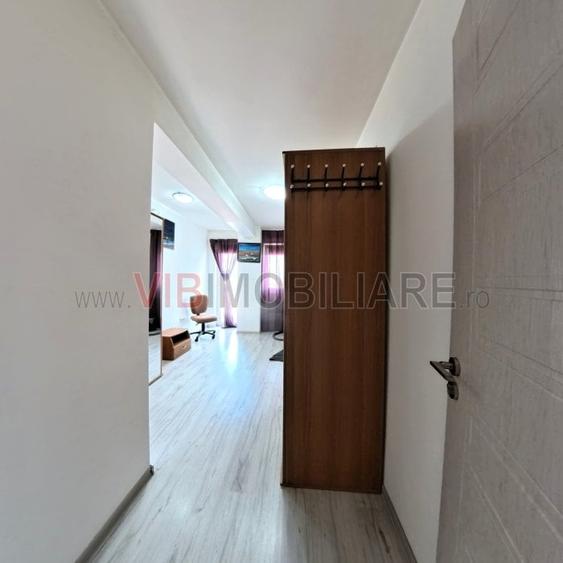 Apartament cu 3 camere decomandat, mobilat în Ozana