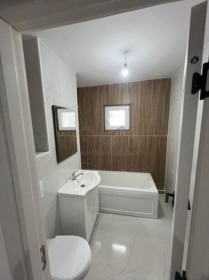 Apartament cu 2 camere decomandat în Nicolina