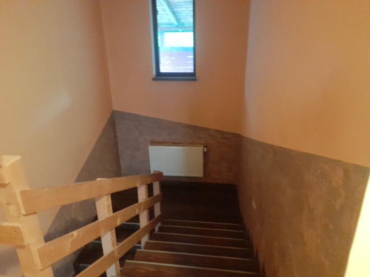 Casă cu 4 camere în Miroslava
