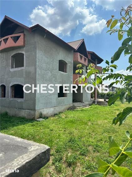 Casă cu 9 camere cu Teren 1108 Mp în Ghencea
