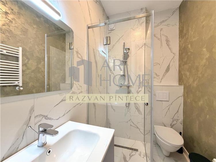 Apartament cu 3 camere decomandat, mobilat în Mărășești