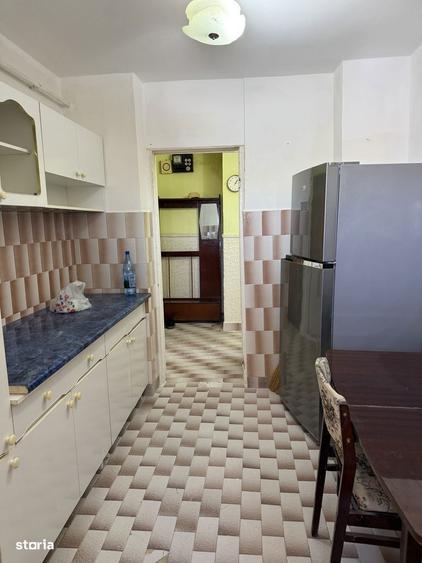 Apartament cu 2 camere decomandat în Micro 14