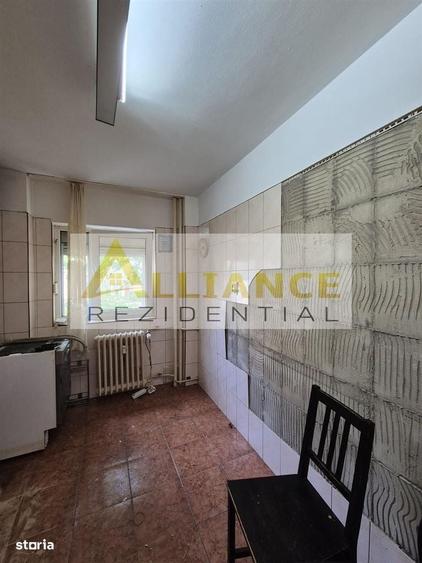 Metrou Titan Sector 3 Apartament 2 camere decomandat 56 mp - 2