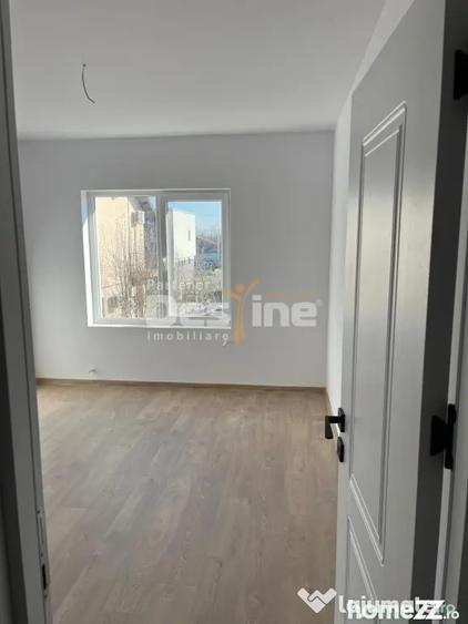 Casă cu 4 camere cu Teren 250 Mp în Central