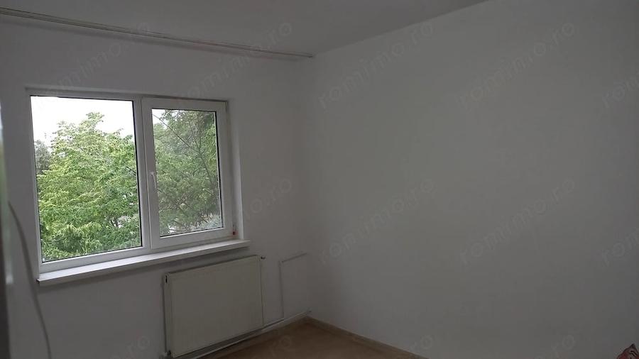 Vand Apartament 2 Camere 32,3 mp - Aleea Laurilor - 3