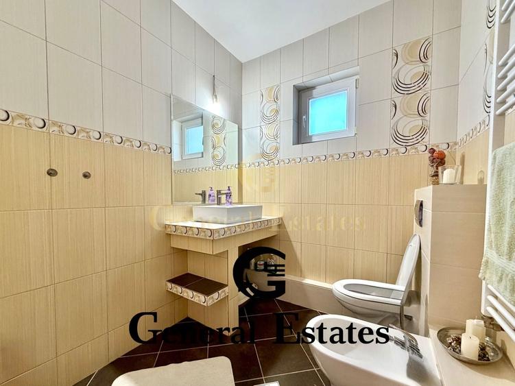 Casă individuală cu 6 camere cu Teren 800 Mp în Valea Lupului