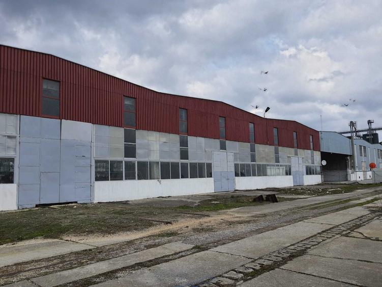 Spațiu comercial, de 1 mp, în Hârșova