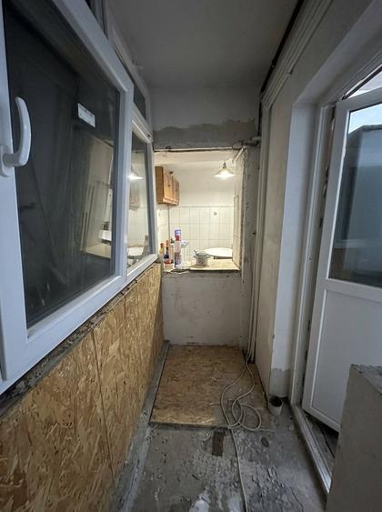 Apartament cu 4 camere decomandat în Dristor