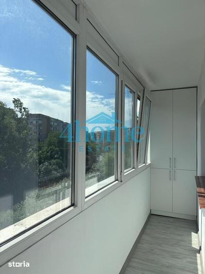 Apartament cu 3 camere în Tineretului