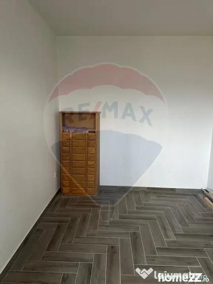 Apartament cu 2 camere semidecomandat în Săvinești
