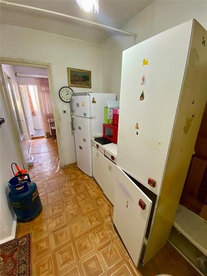 Garsonieră decomandată în Rogerius