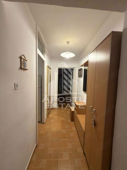Apartament cu 2 camere semidecomandat, mobilat în Olimpia-Stadion