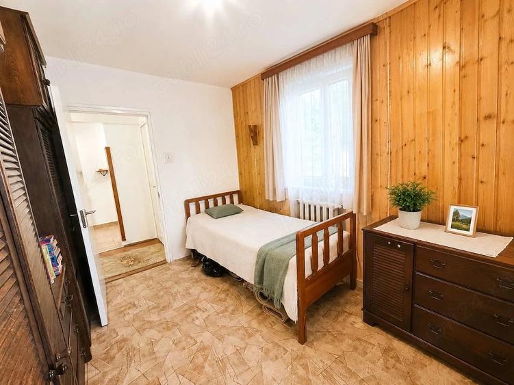 Apartament cu 3 camere decomandat în Gheorghieni