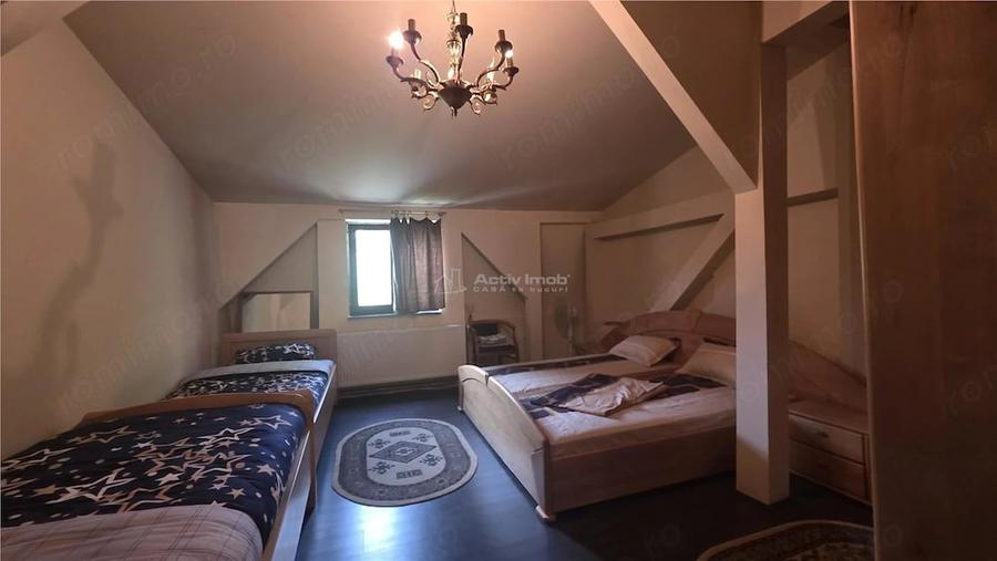 Casă cu 4 camere cu Teren 400 Mp în Ultracentral