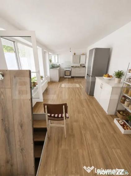 Casă cu 4 camere cu Teren 1458 Mp în Central