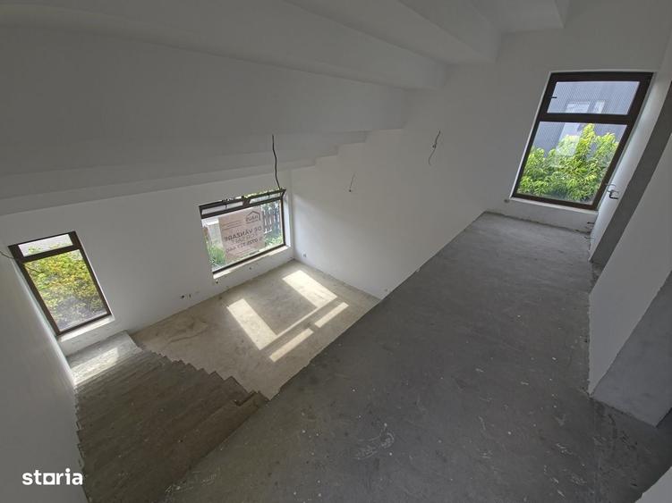Casă cu 4 camere în Cumpăna